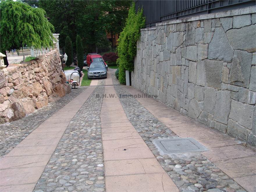 Photo 32