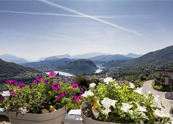 appartamento con vista lago spettacolare 